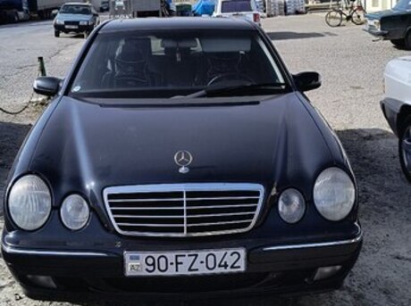 Mercedes E 240 1999