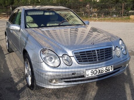 Mercedes E 240 2002