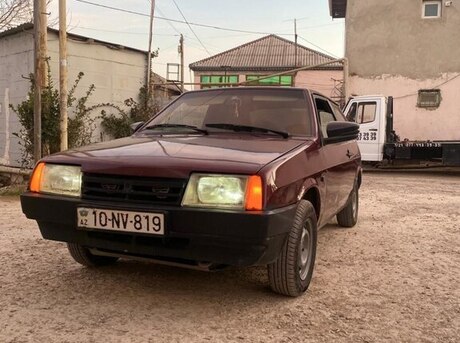 LADA (VAZ) 2108 1985