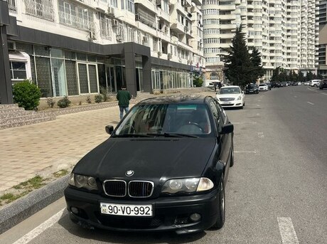 BMW 320 2001