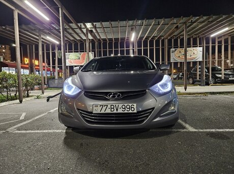 Hyundai Elantra 2013
