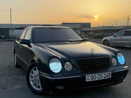 Mercedes E 270 2000