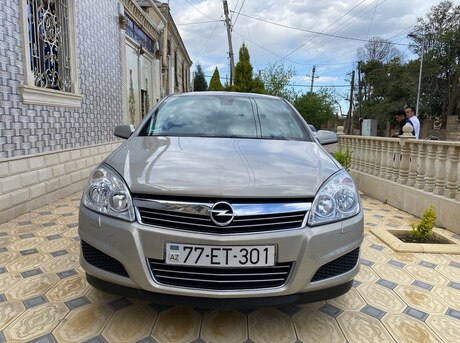 Opel Astra 2009