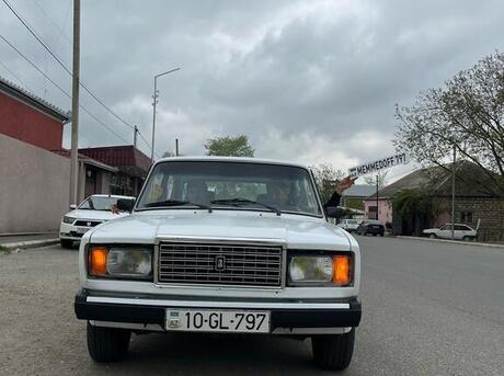 LADA (VAZ) 2107 2000