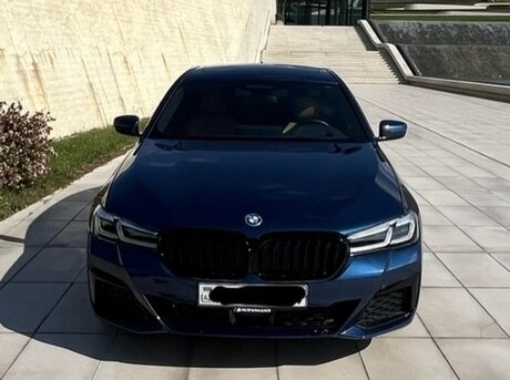 BMW 530e