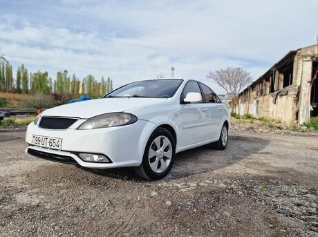 Daewoo Gentra