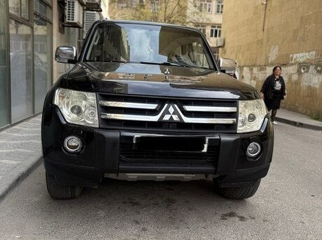 Mitsubishi Pajero 2007