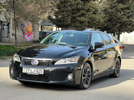 Lexus CT 200h 2012