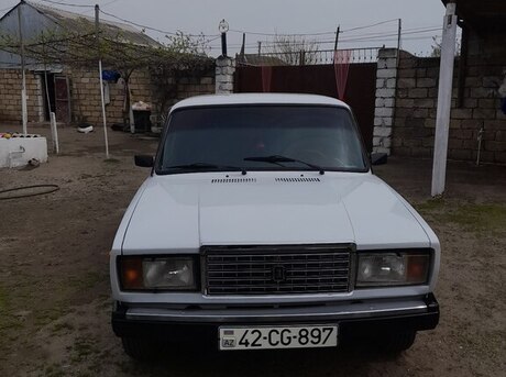 LADA (VAZ) 2107 2001