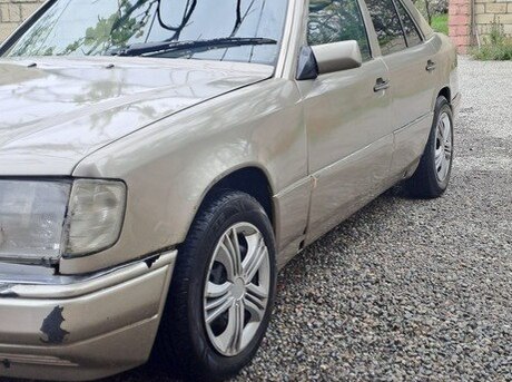 Mercedes E 250 1994