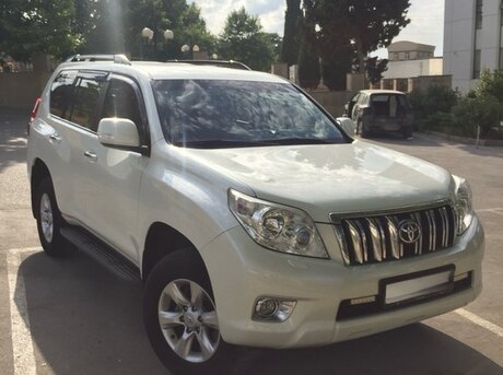 Toyota Land Cruiser Prado 2013