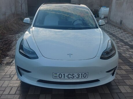 Tesla Model 3 2023