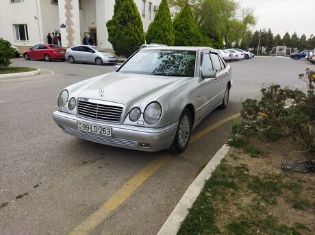 Mercedes E 230 1996