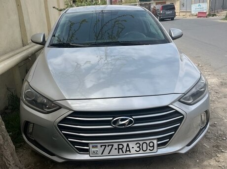Hyundai Elantra 2016