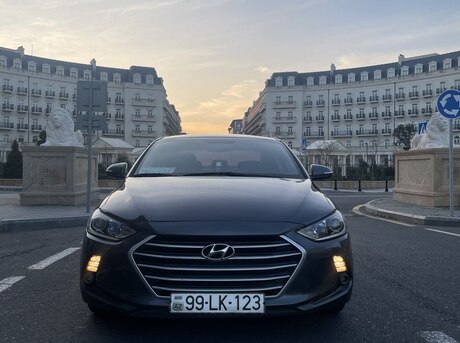 Hyundai Avante 2016