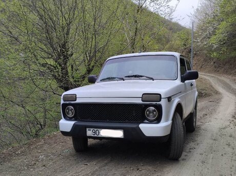 LADA (VAZ) Niva 2006