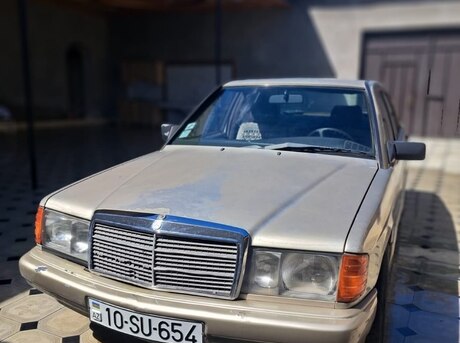 Mercedes 190 1990