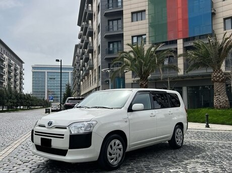 Toyota  2019