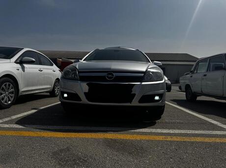 Opel Astra 2006