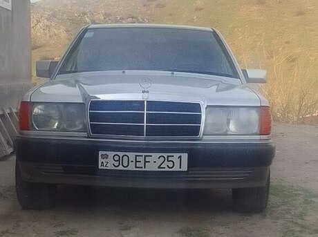 Mercedes 190 1990