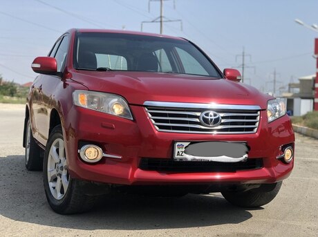 Toyota RAV4 2011