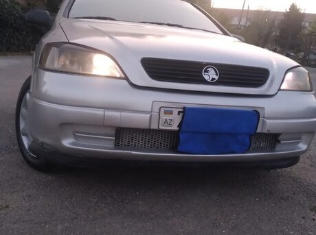 Opel Astra 2000