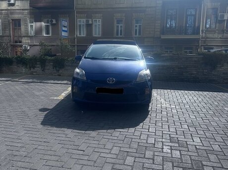 Toyota Prius 2011