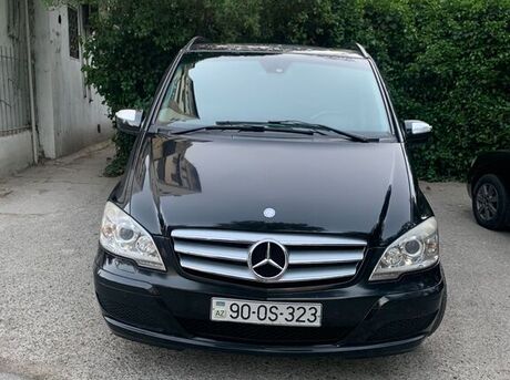 Mercedes Viano 2011