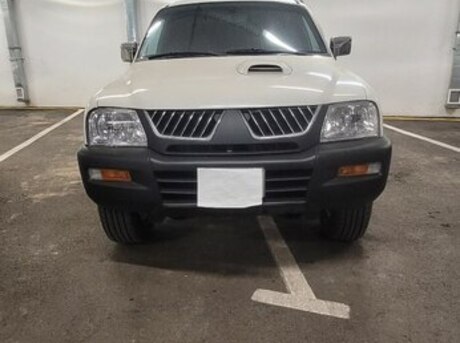 Mitsubishi L200 1999