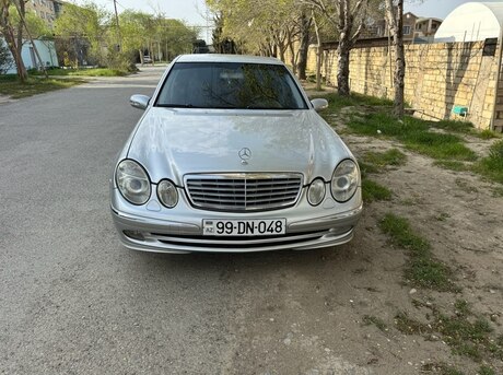 Mercedes E 220 d 2004