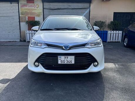 Toyota Corolla Axio 2016