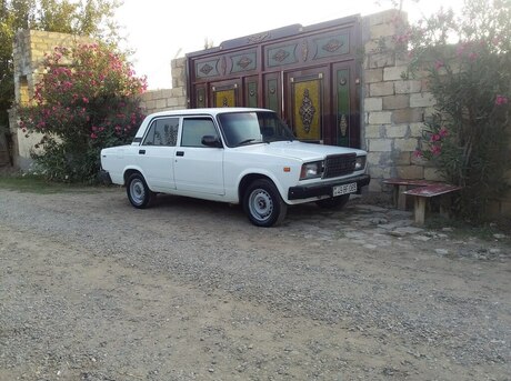 LADA (VAZ) 2107 2003