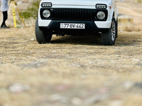 LADA (VAZ) Niva 2016