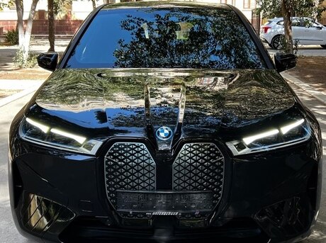 BMW iX 2022