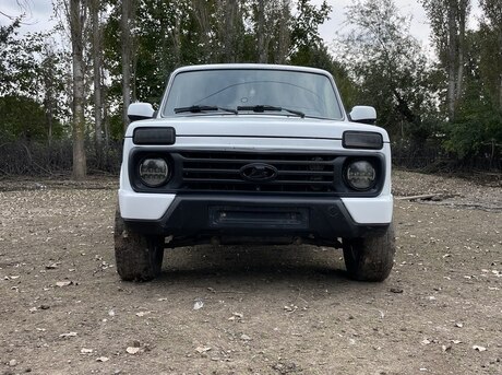 LADA (VAZ) Niva 2014