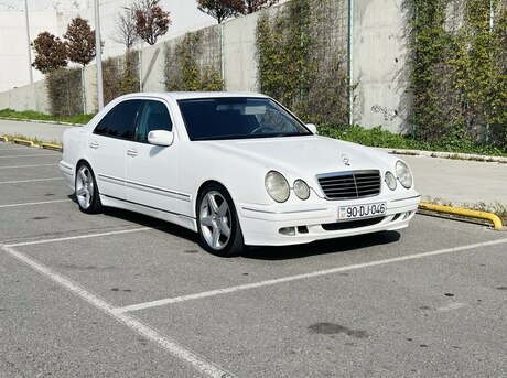 Mercedes E 320 2000
