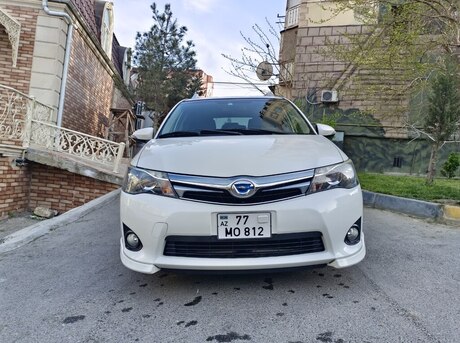 Toyota Corolla Fielder 2014