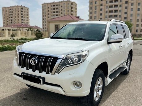 Toyota Land Cruiser Prado 2010