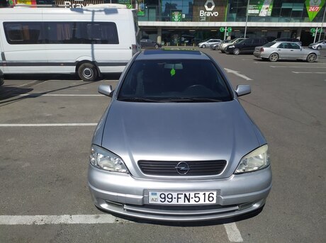 Opel Astra 2000