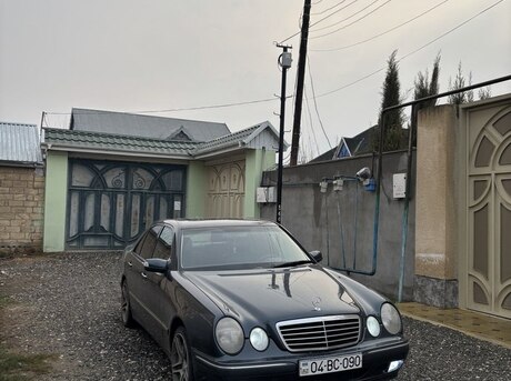 Mercedes E 270 2001