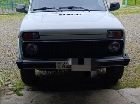 LADA (VAZ) Niva 1985