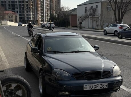 Daewoo Leganza 2001
