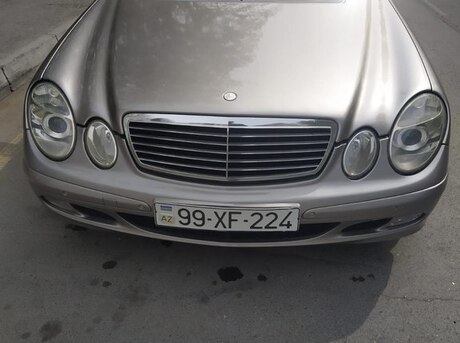 Mercedes E 200 2005