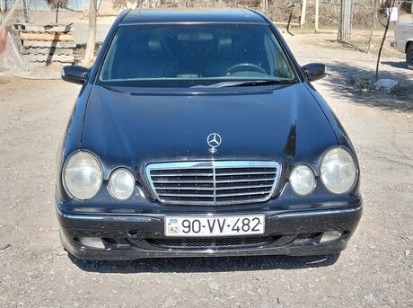 Mercedes E 270 2001