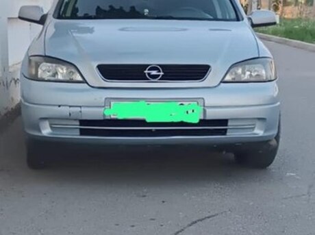 Opel Astra 2000
