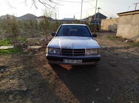 Mercedes 190 1992