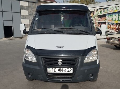 GAZ 2705 2004