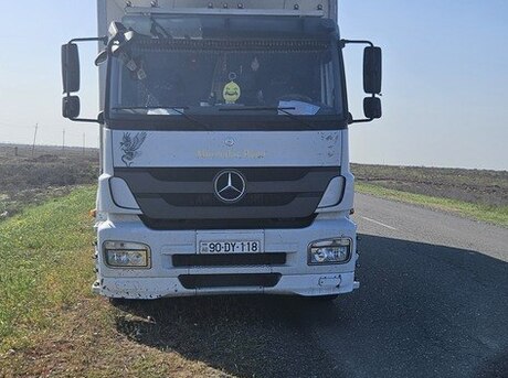 Mercedes Axor 1829 2010