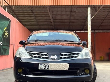 Nissan Tiida 2011