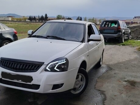 LADA (VAZ) Priora 2017